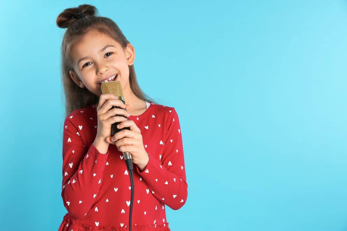 choisir un micro pour un enfant qui aime chanter